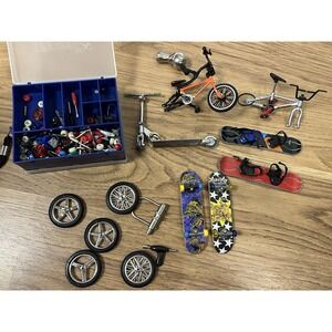Tech Deck Lot Skateboards Scooter And Finger Bike And Tool Kit